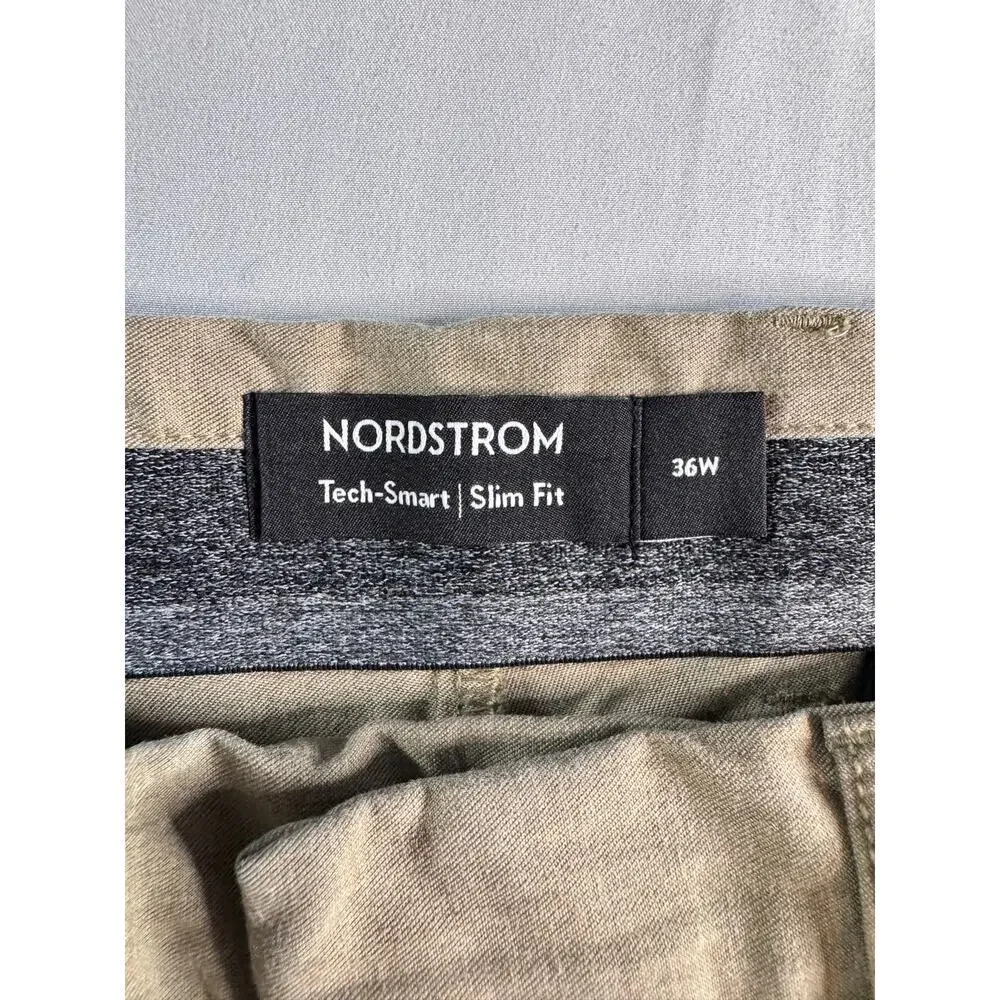 Nordstrom Tech-Smart Slim Fit Shorts Mens 36 Khaki Performance Stretch Casual